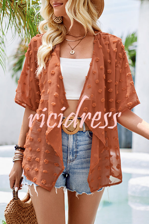 durchsichtiger Überwurf mit Patchwork-Pom-Pom-Ärmeln