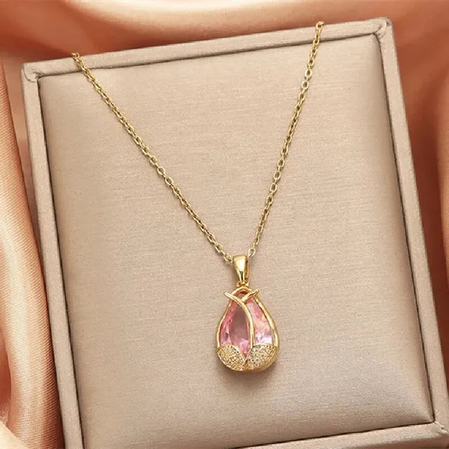 Isha - Collier luxueux avec pendentifs uniques