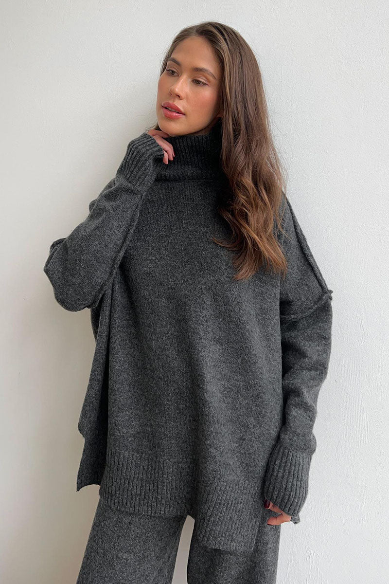 Ensemble pull à col roulé et pantalon en tricot ample