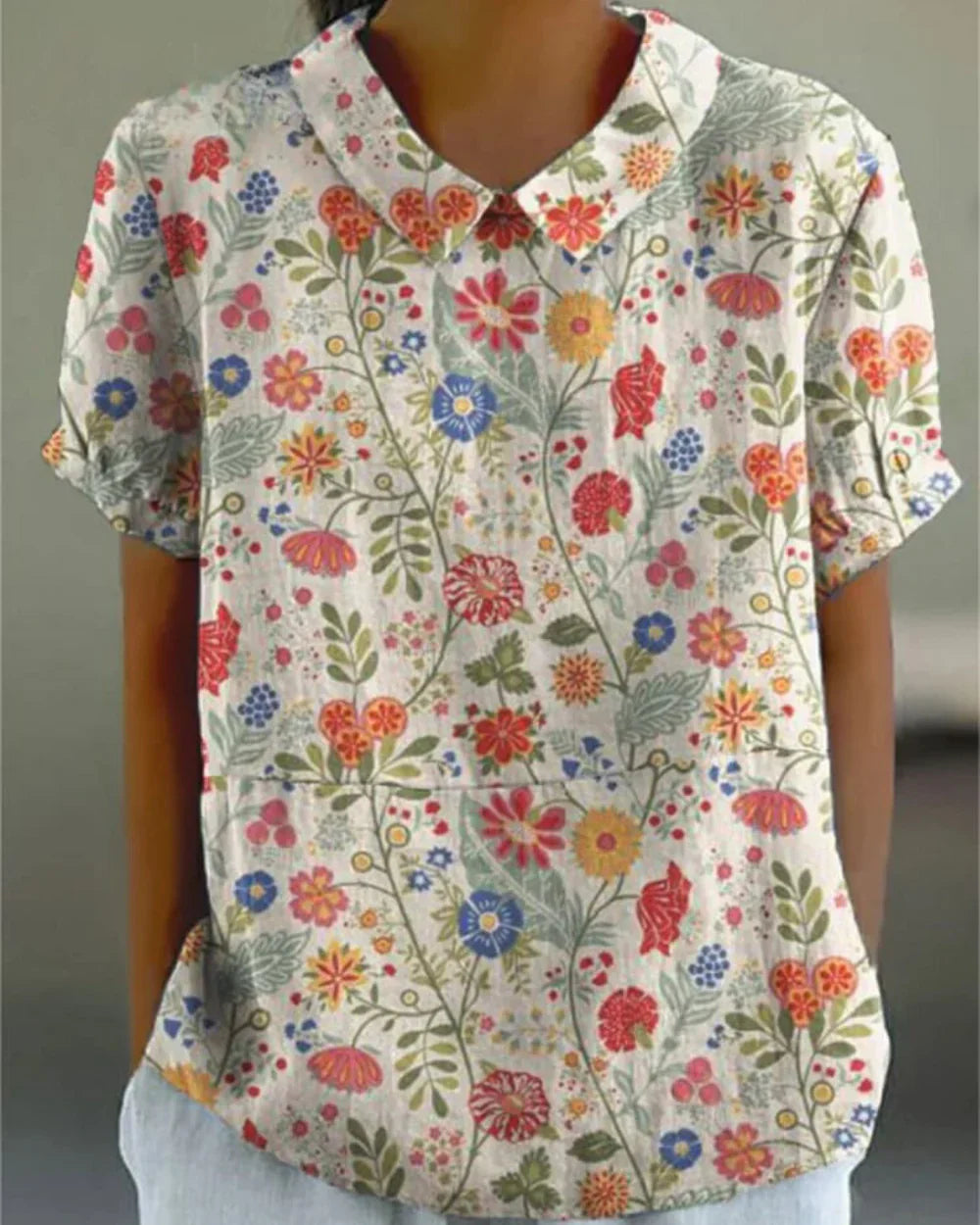 Handgemachte Blumenbluse