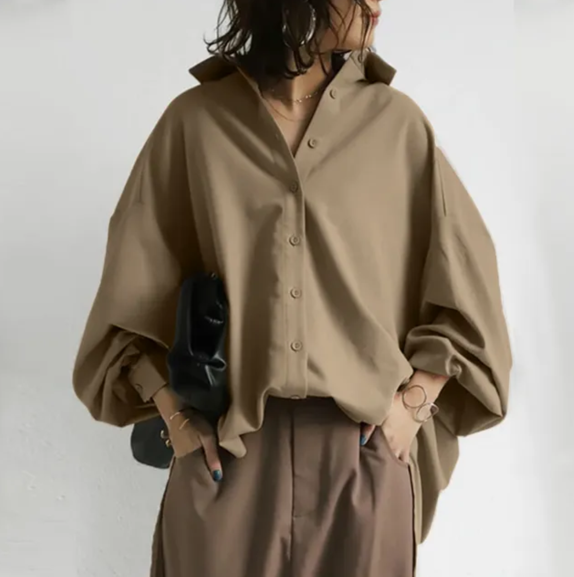 Stuttgart | Chemisier femme à revers tendance