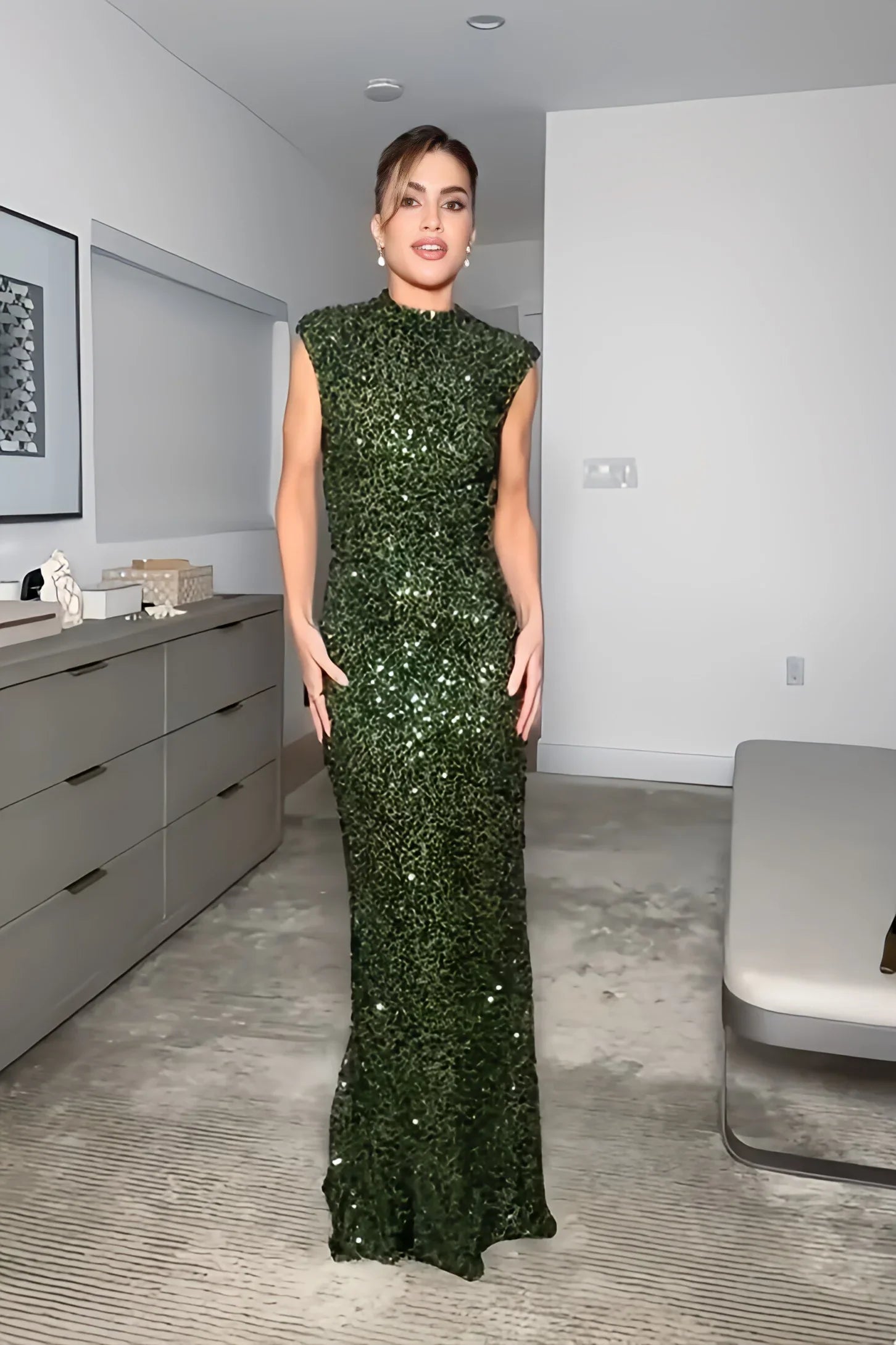 Elastisches Pailletten-Rückenfreies Maxikleid