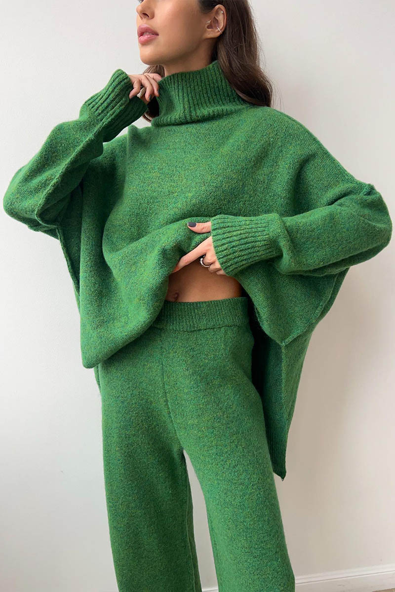 Ensemble pull à col roulé et pantalon en tricot ample