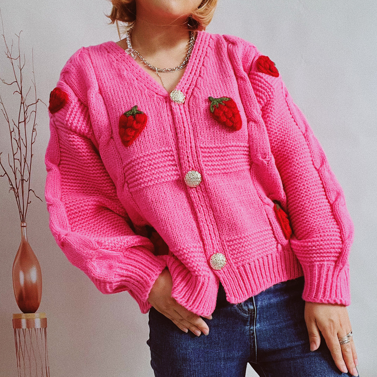Liora – élégant cardigan fraise ouvert sur le devant pour le printemps