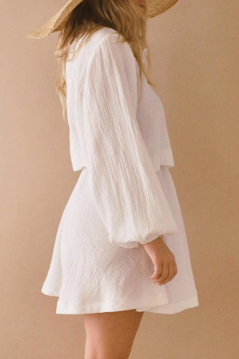 Costume en coton et lin avec cravate