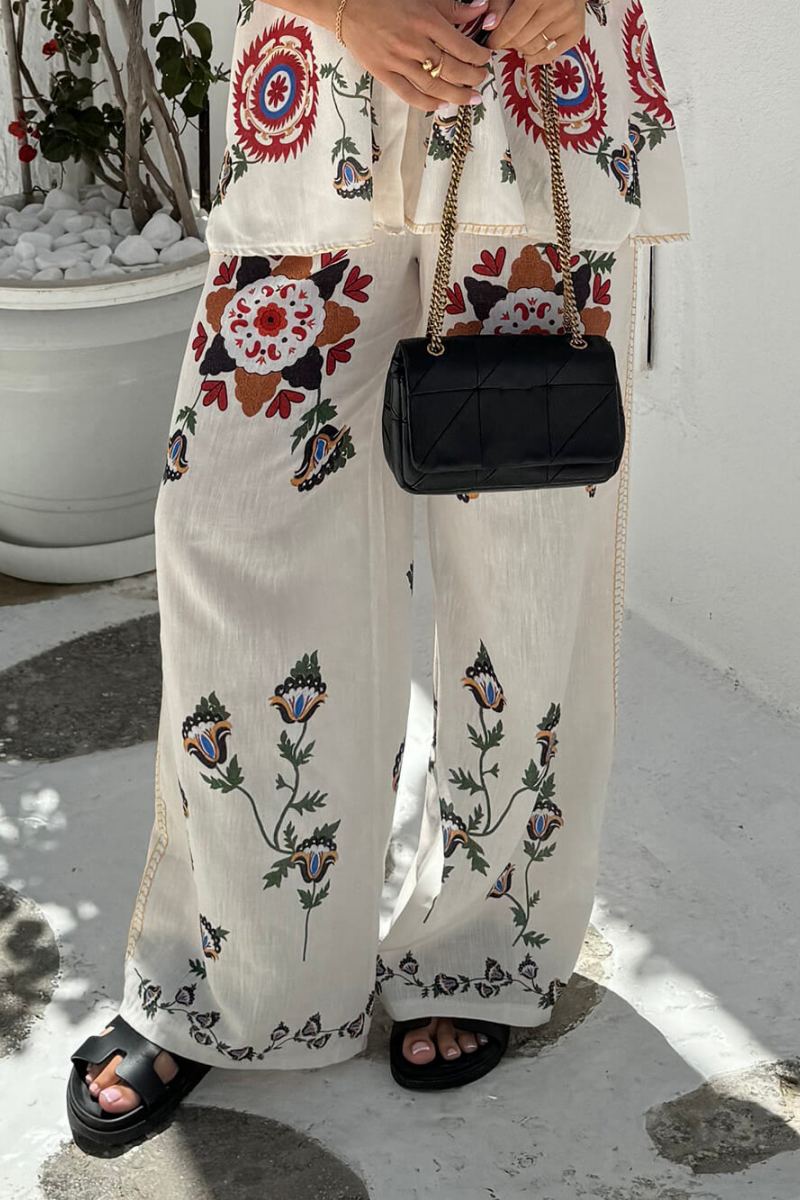 Ensemble pantalon unique et exquis avec imprimé floral ethnique, taille élastique, poche et jambe large