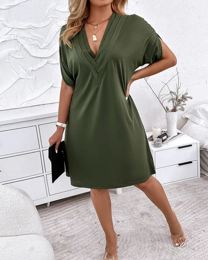Valérie | robe froncée à col en V haut de gamme