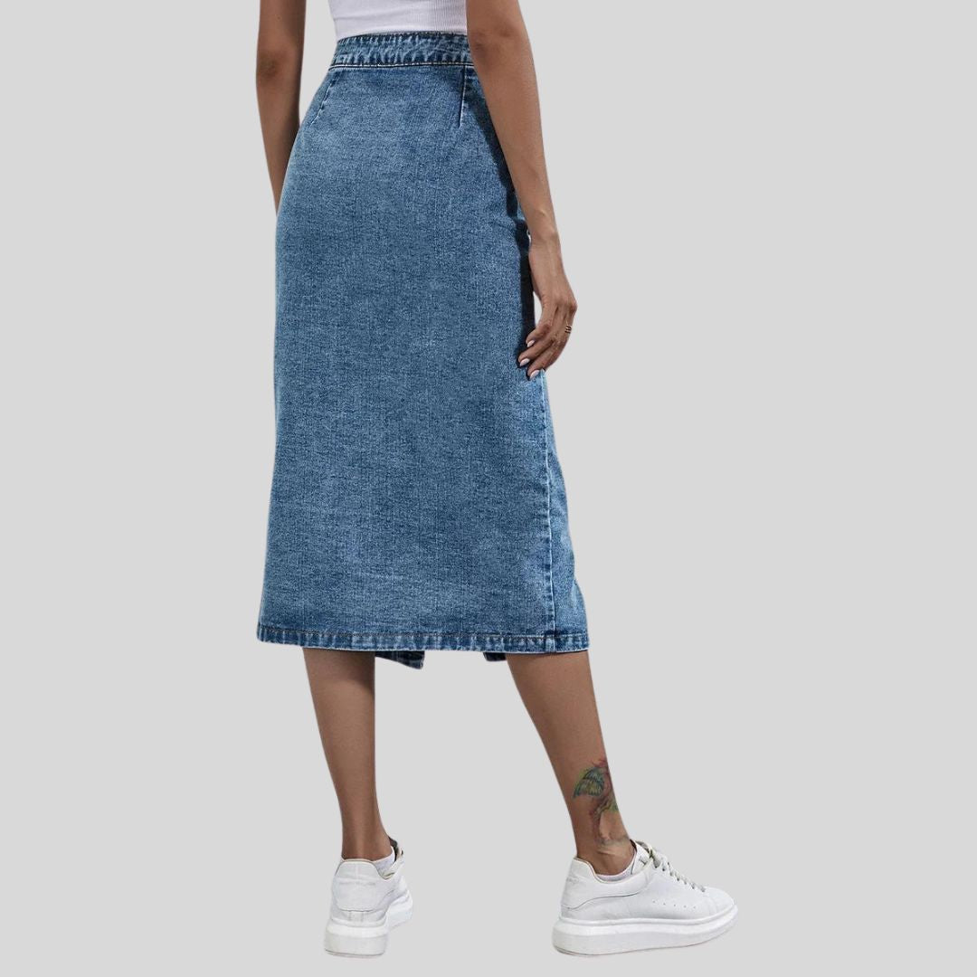 Karin | Schicker Denim-Midirock mit Knopfleiste