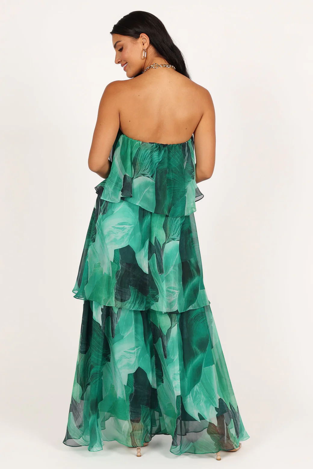 Trägerloses, gestuftes Maxikleid „Calista Green Bloom“.