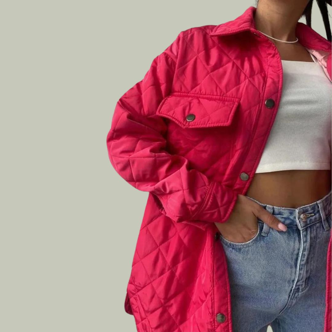 Klassische gesteppte Jacke mit Druckknöpfen