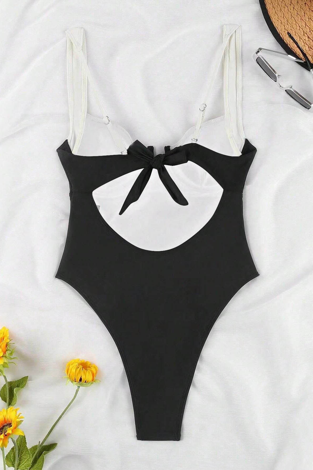 Maillot de bain patchwork noir et blanc à col rond
