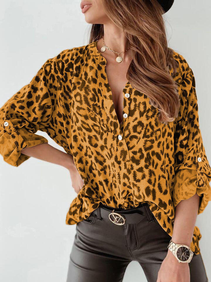 Bellachicha | Trendige Bluse im Leo-Muster