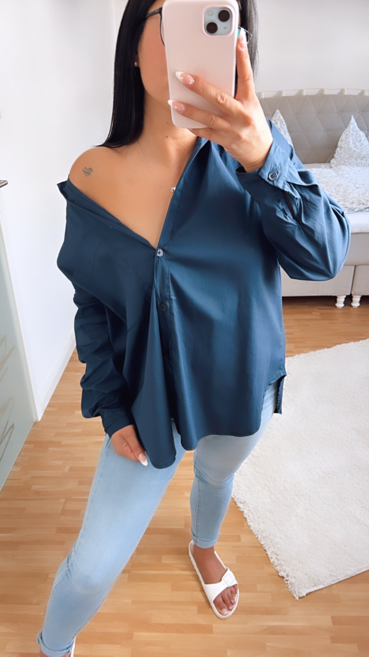 Bluse mit Brusttasche / dunkel blau Art. 6999