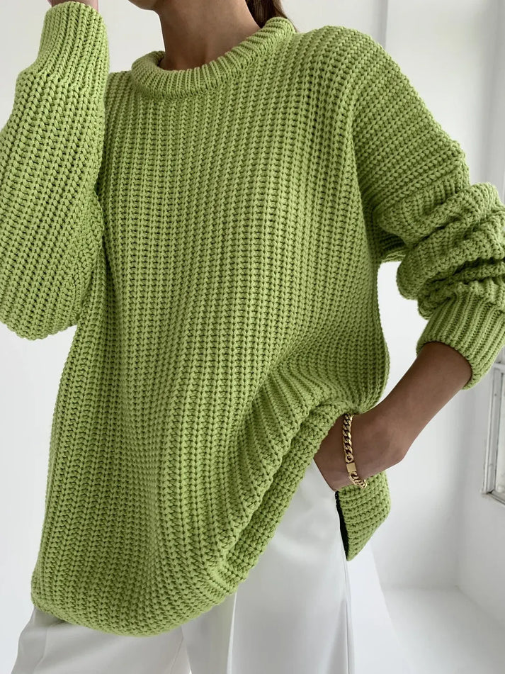 Pull d'hiver chaud : col rond tendance au design minimaliste