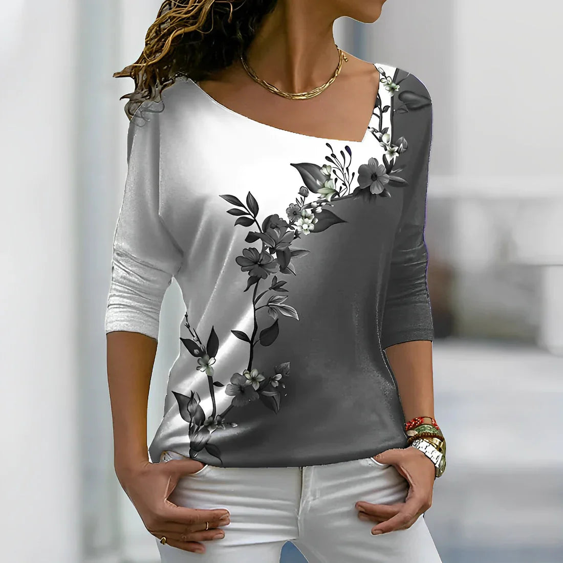 Bellachicha - Florales kontrastfarbiges Art Shirt
