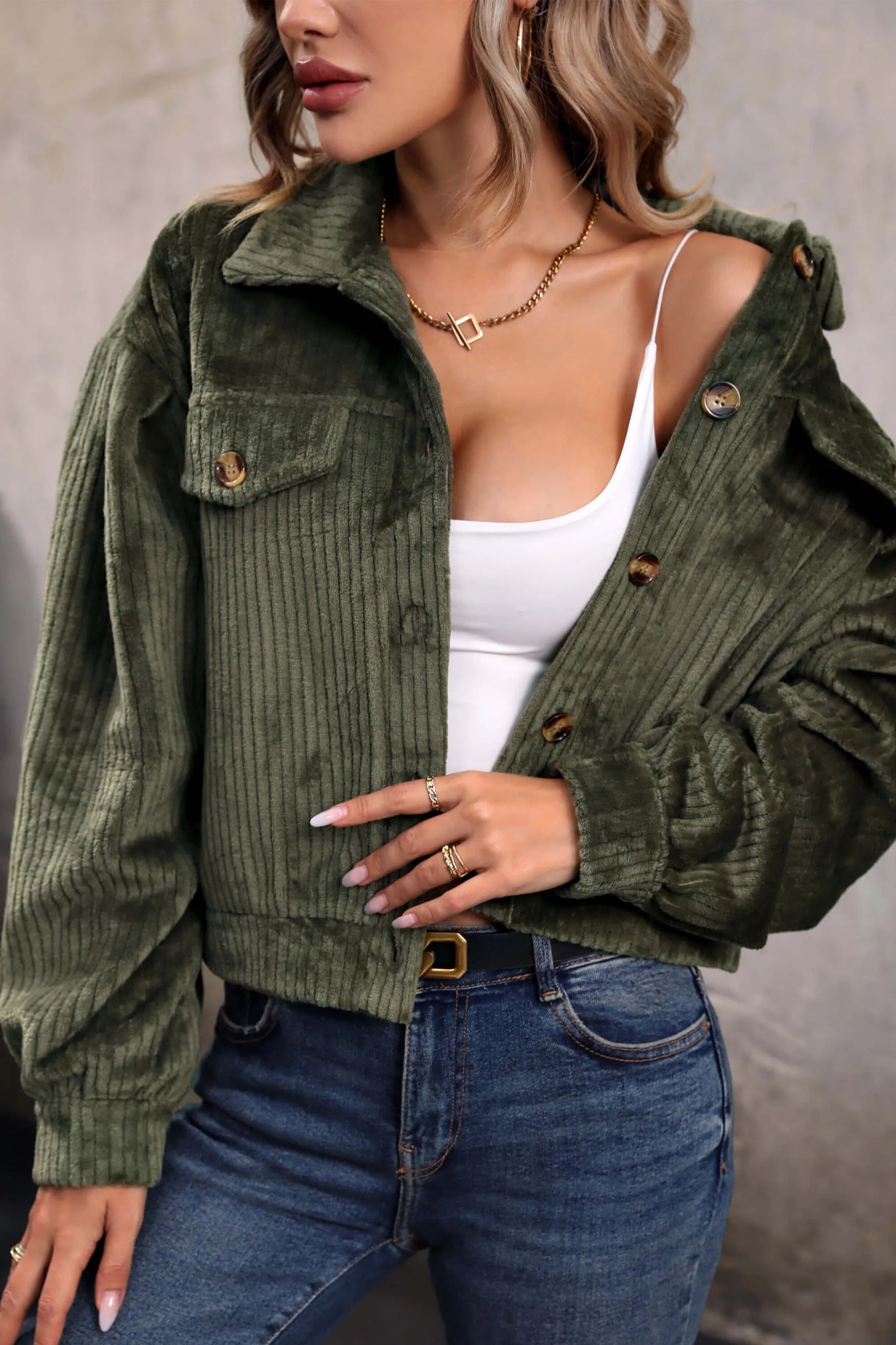 Veste courte en velours côtelé Sabrina - Vert olive