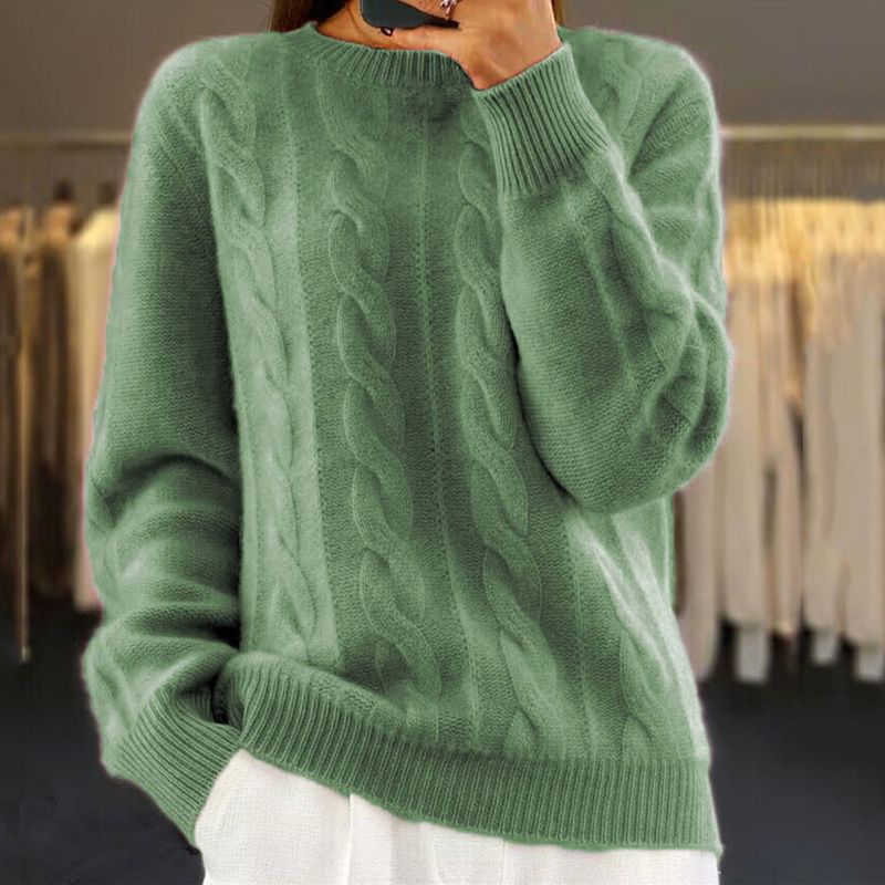 Pull femme doux et moulant avec motif torsadé