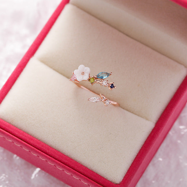Bague réglable en forme de fleur sauvage avec pierres précieuses en or