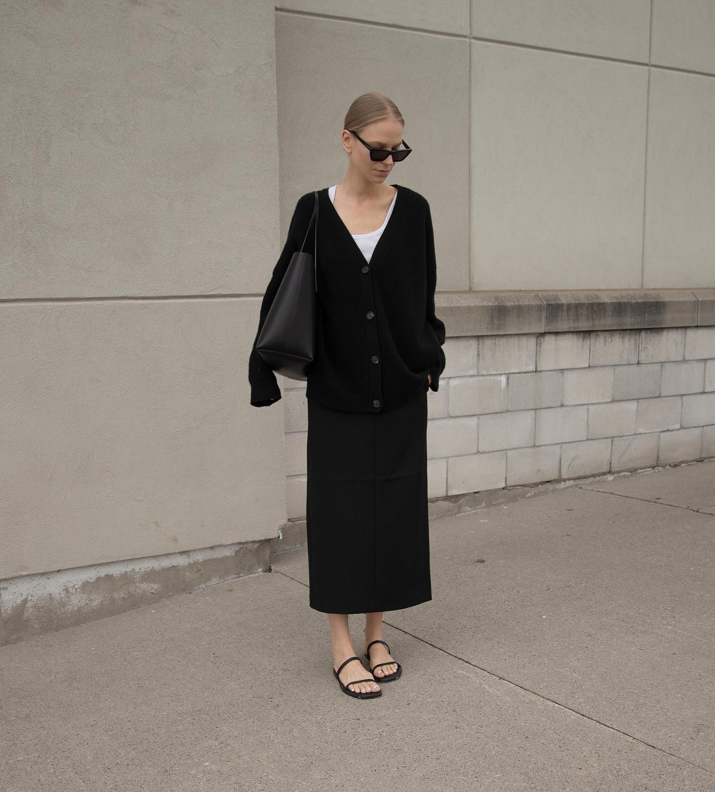 Lässige Kokon-Strickjacke