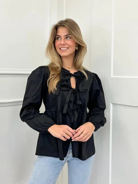 Bellachicha - Bluse mit Schleifendetail