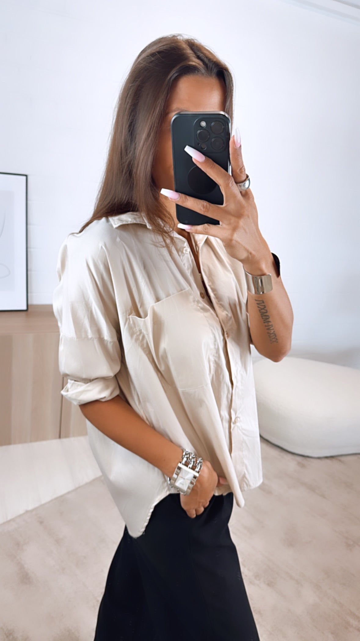 Bluse mit Brusttasche / beige Art. 6998