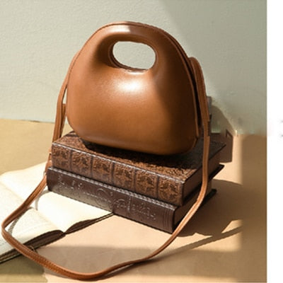 Sac rond pour femme Bellachicha - sac à main au design coquillage rétro avec rabat enveloppant et option de transport en bandoulière