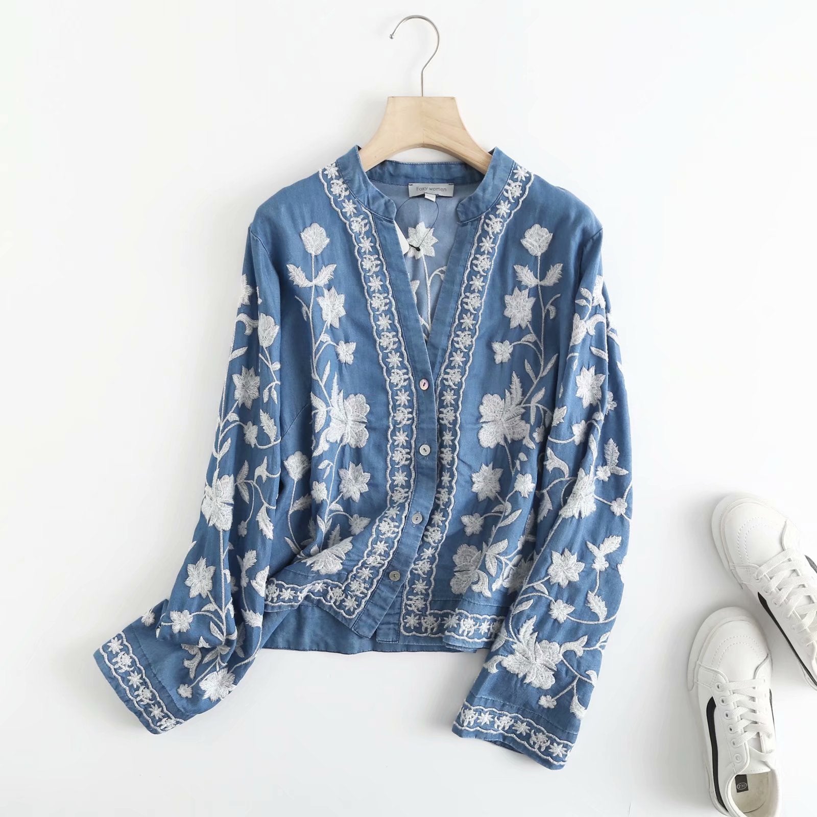 Wilmora | Veste en jean avec broderie florale