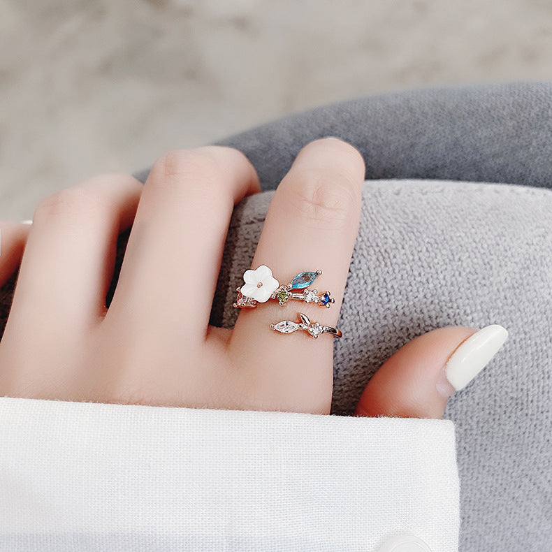Bague réglable en forme de fleur sauvage avec pierres précieuses en or