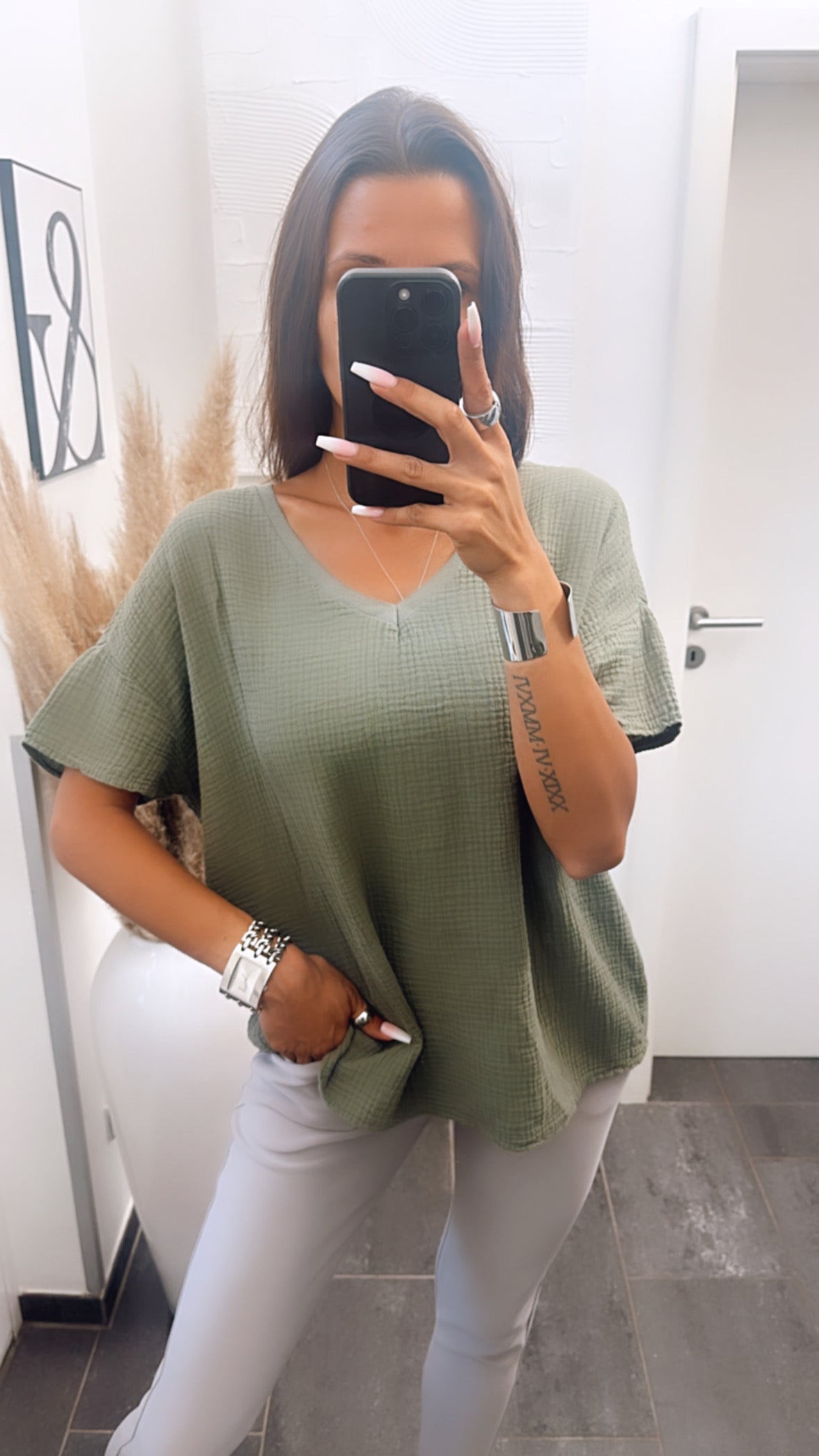 T-shirt, weiter Schnitt / khaki Art. 6857