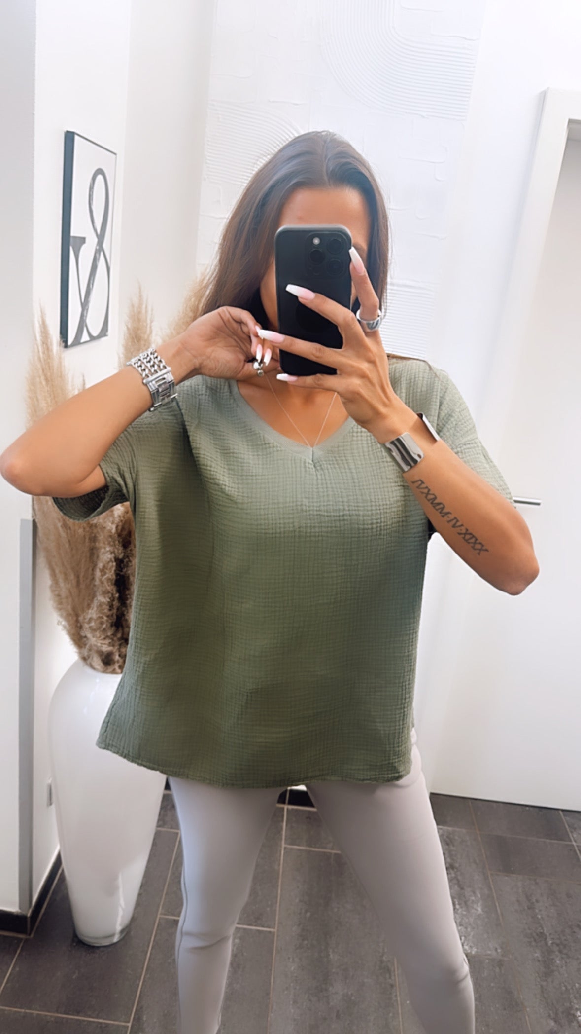 T-shirt, weiter Schnitt / khaki Art. 6857