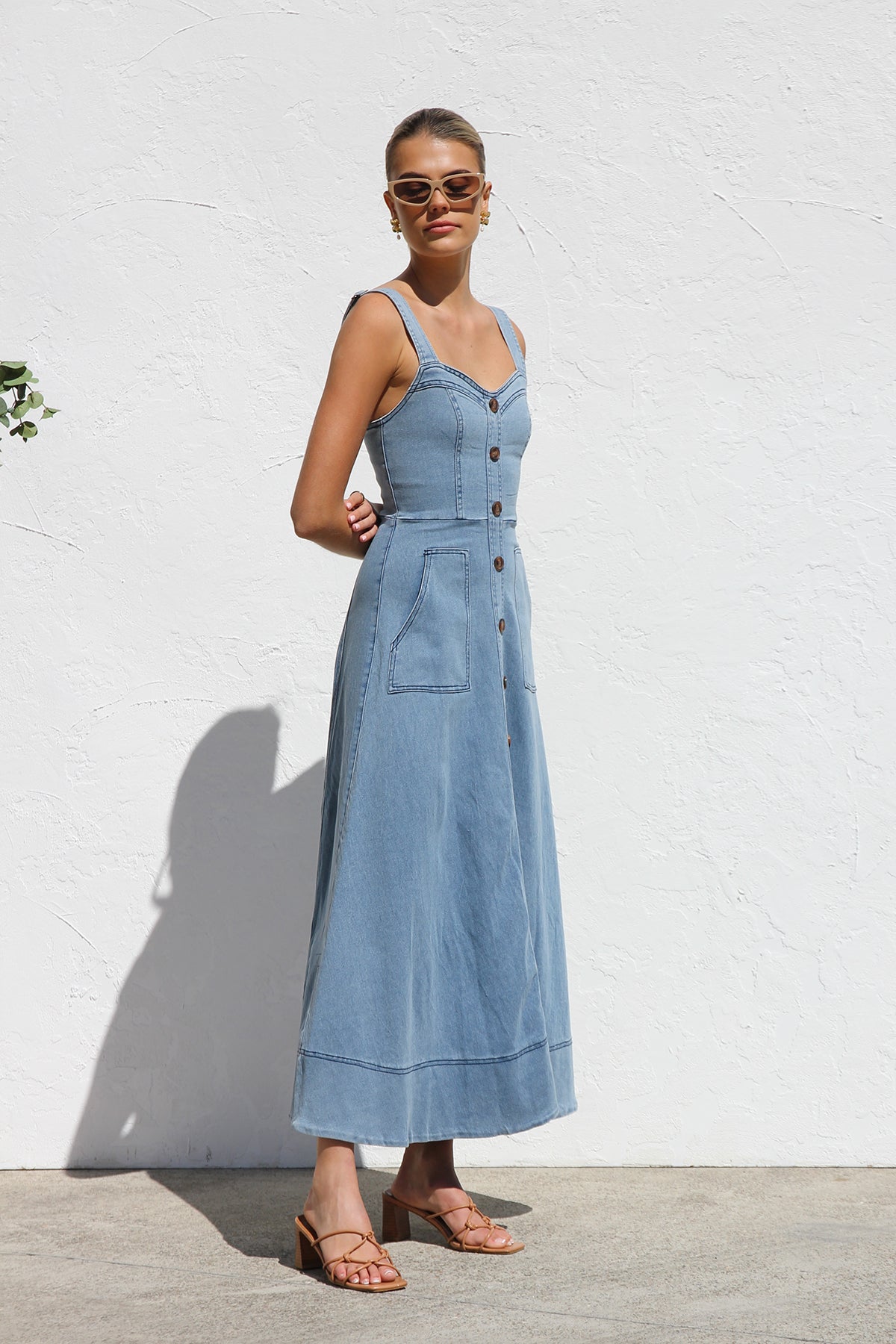 Danielle Kleid BLAUER DENIM