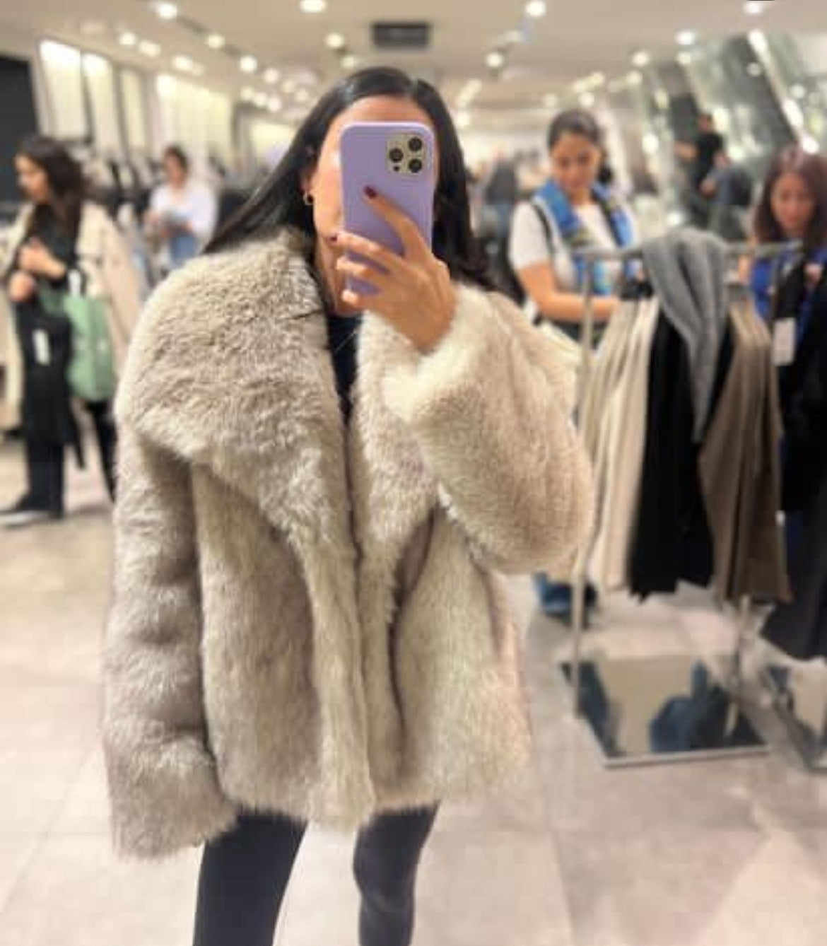 Carmie | Veste confortable à col chaud