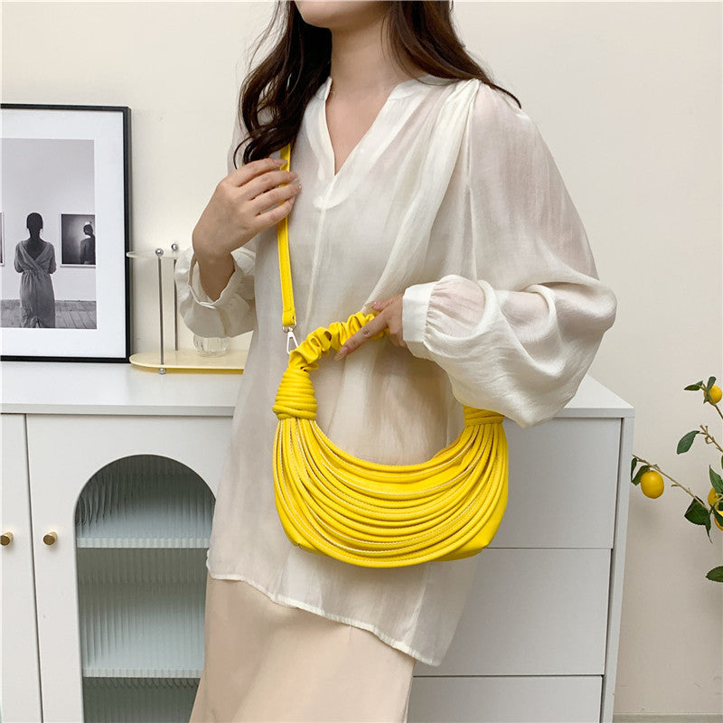 Pochette tressée Bellachicha avec câble électrique