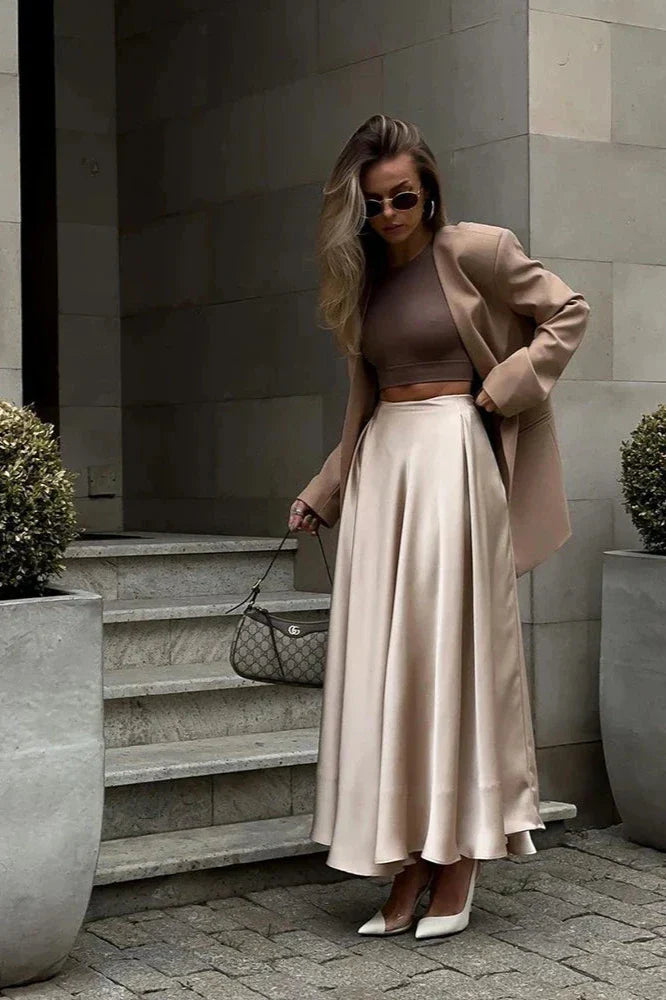 Jupe midi en satin Aubrey