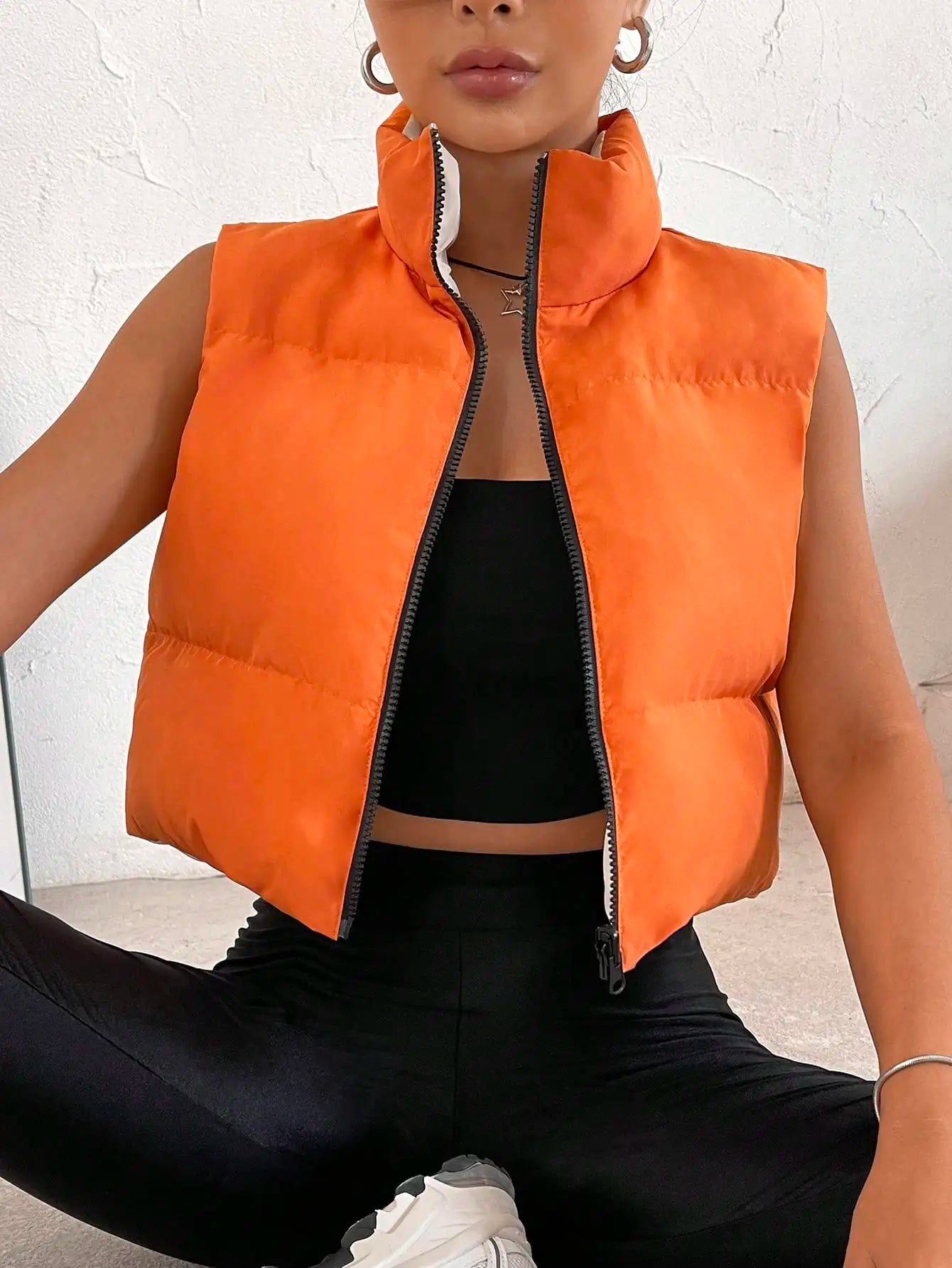 Akali | Gilet sans manches pour femme avec col montant et fermeture éclair