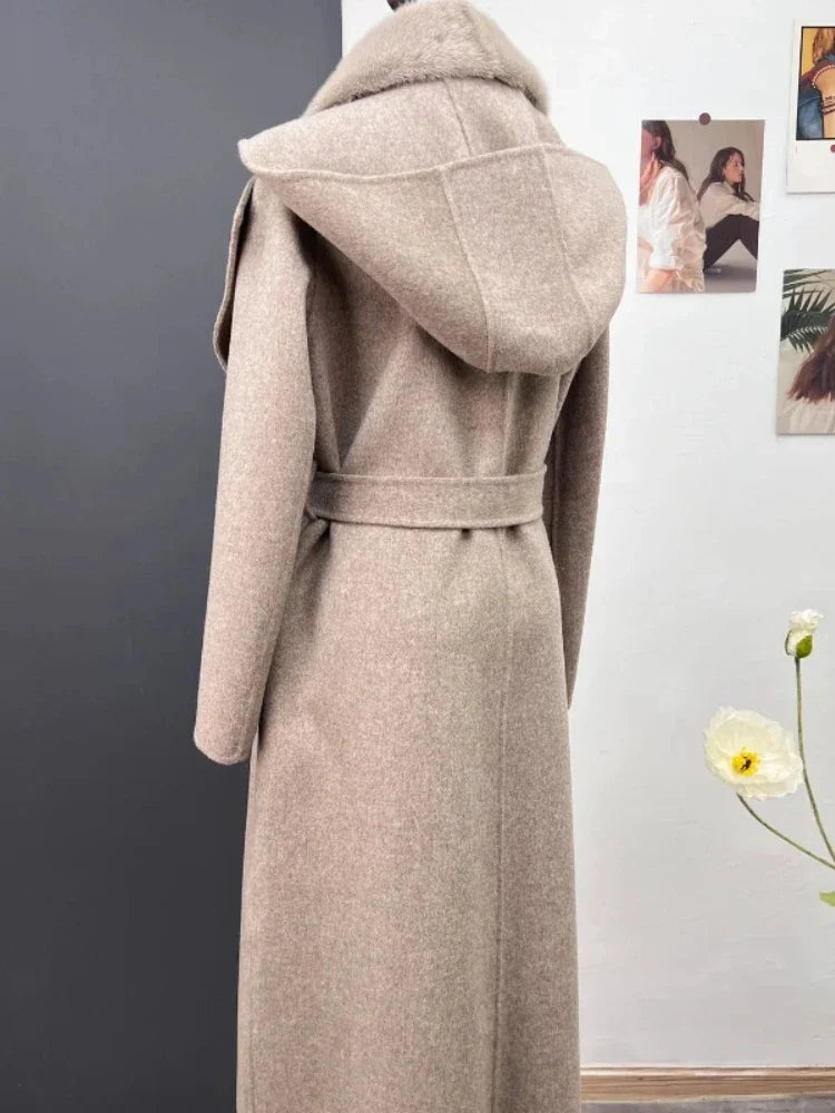 Wehlia | Veste d'hiver pour femme avec col et capuche en fourrure de vison véritable