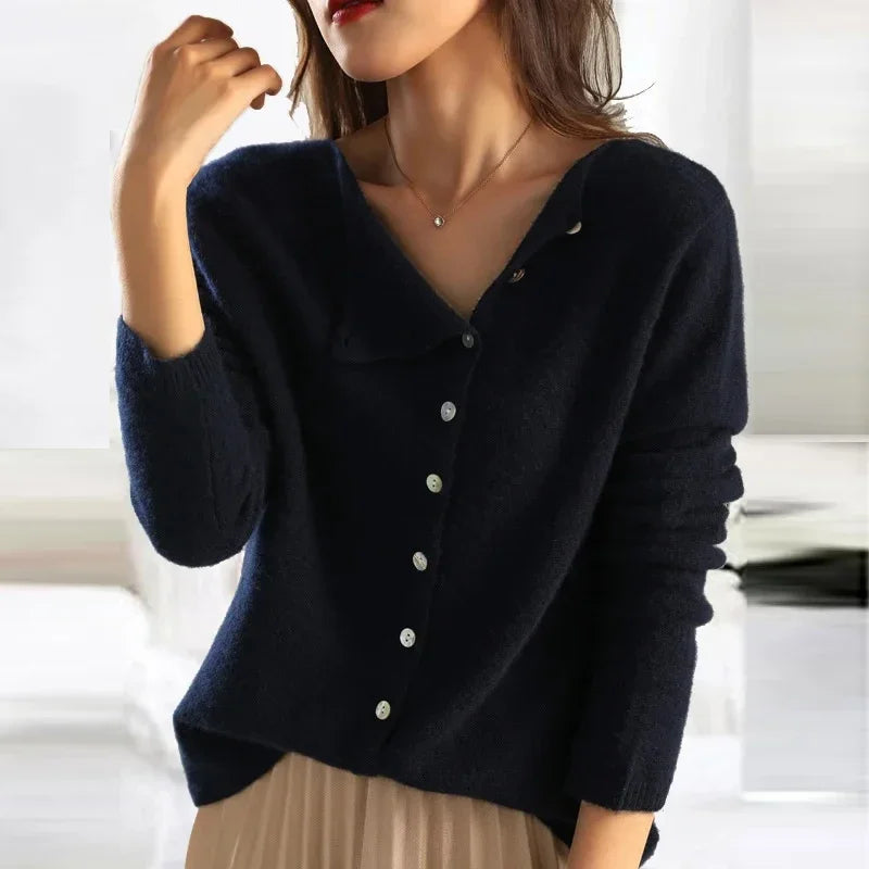 Dove - Pull élégant avec patte de boutonnage tendance