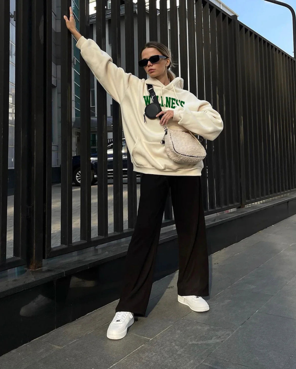 Randonnée | Sweat à capuche femme avec imprimé lettre et manches longues