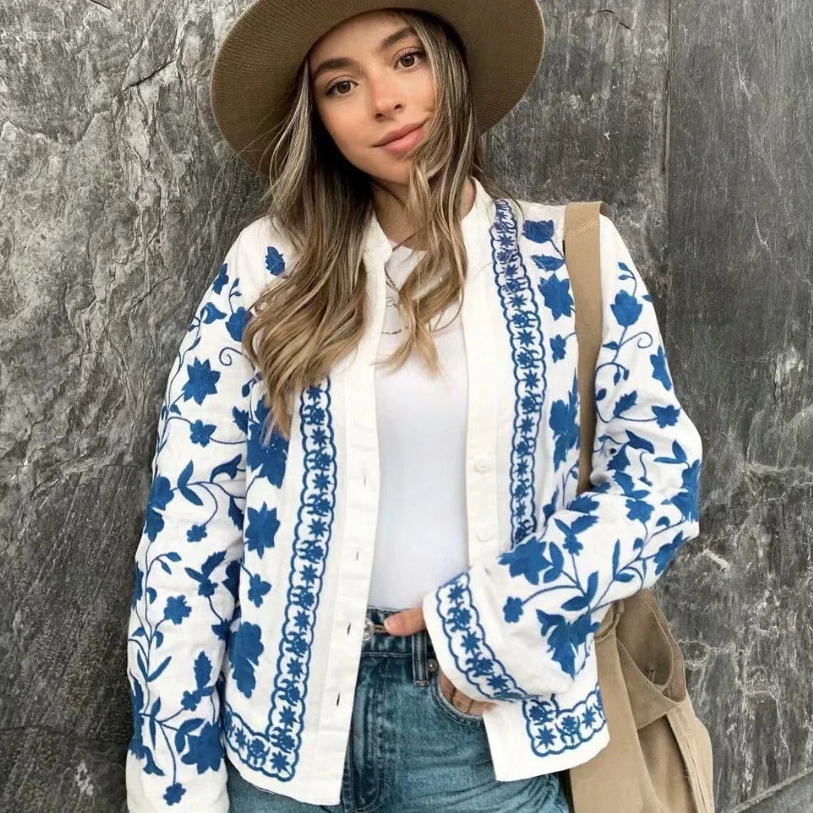 Wilmora | Veste en jean avec broderie florale