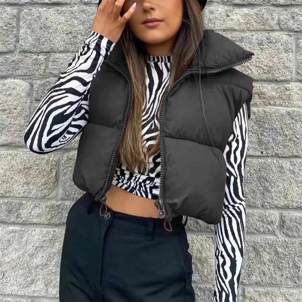 Anastasie | Gilet court en duvet pour femme avec col montant et doublure en coton