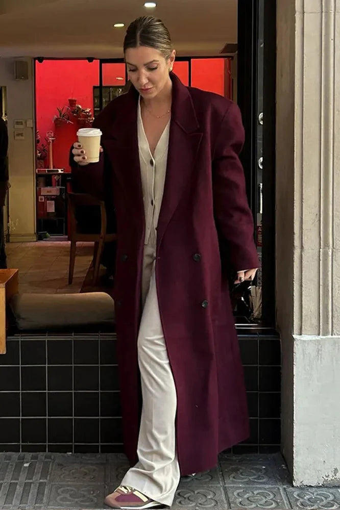Manteau long, chaud et de couleur unie