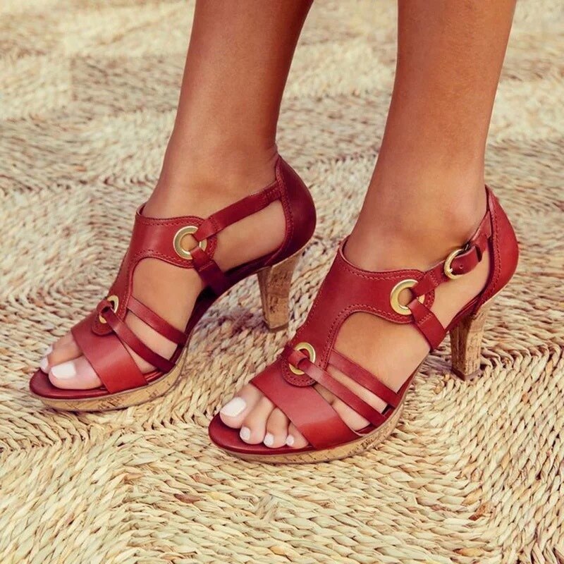Stuttgart | Luxuriöse Frauen-Sandalen