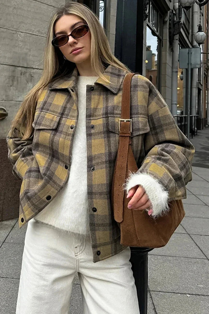 Klassische karierte lässige Reversjacke