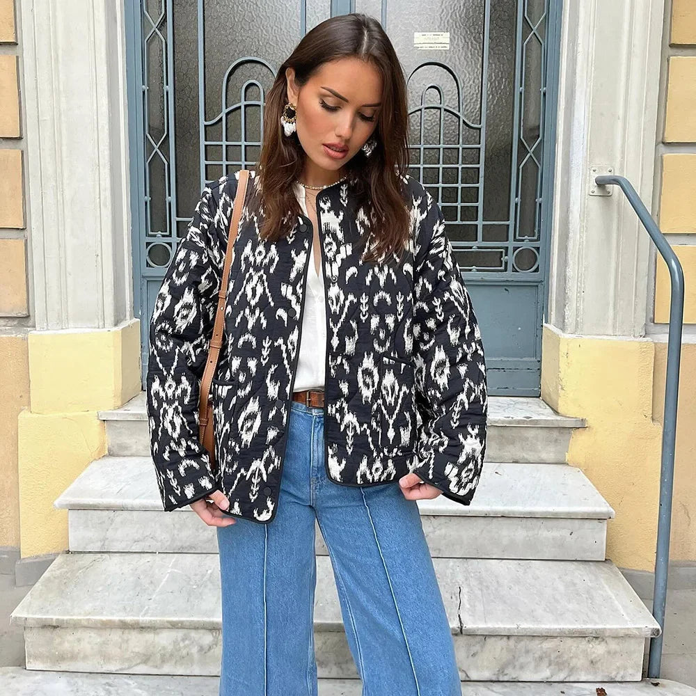 Olga | Retro Bedruckte Steppjacke Damen mit Rundhals