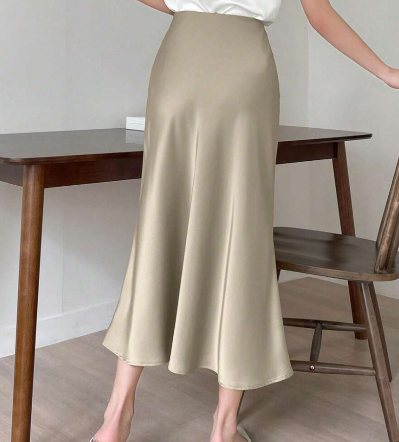 Allanna | jupe en satin taille haute