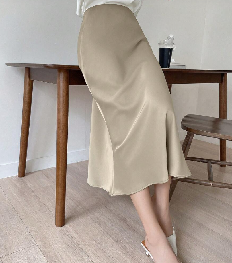 Allanna | jupe en satin taille haute