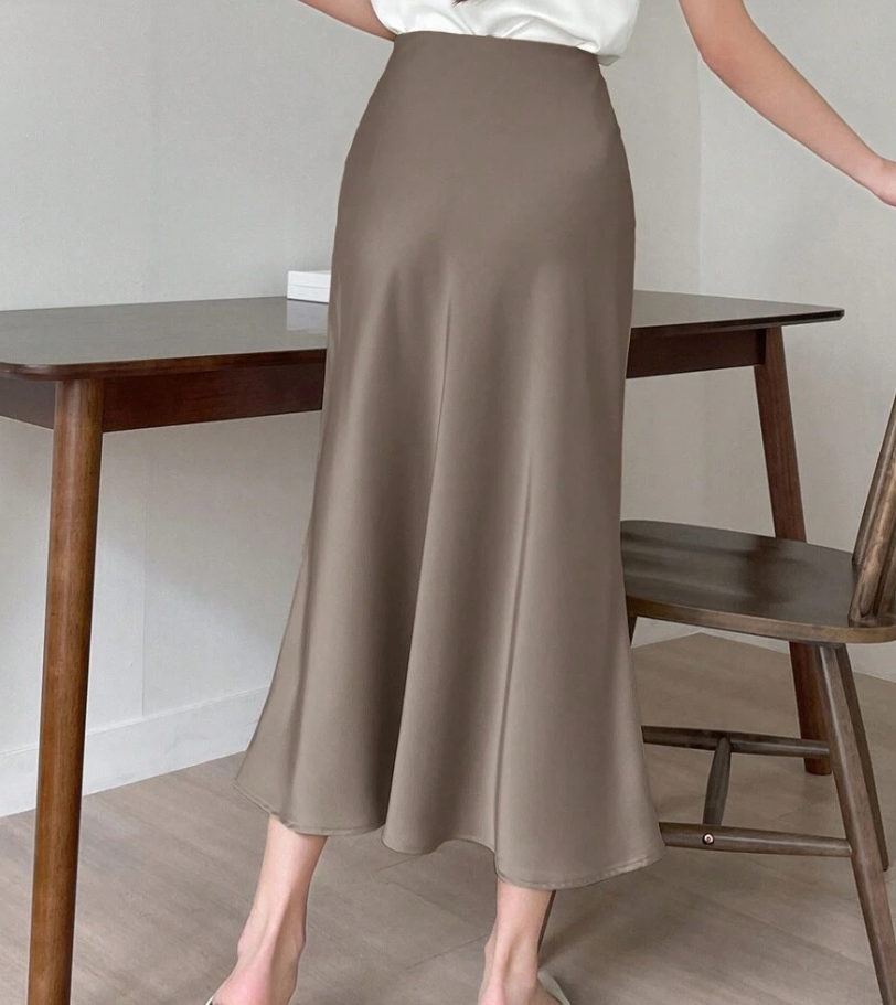 Allanna | jupe en satin taille haute