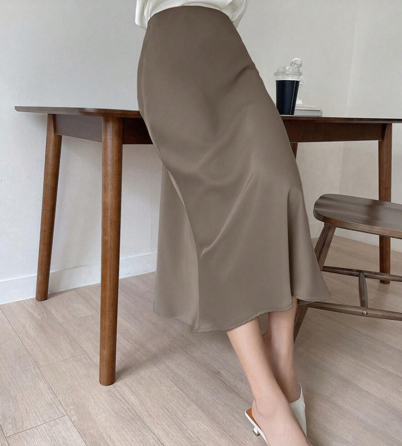 Allanna | jupe en satin taille haute