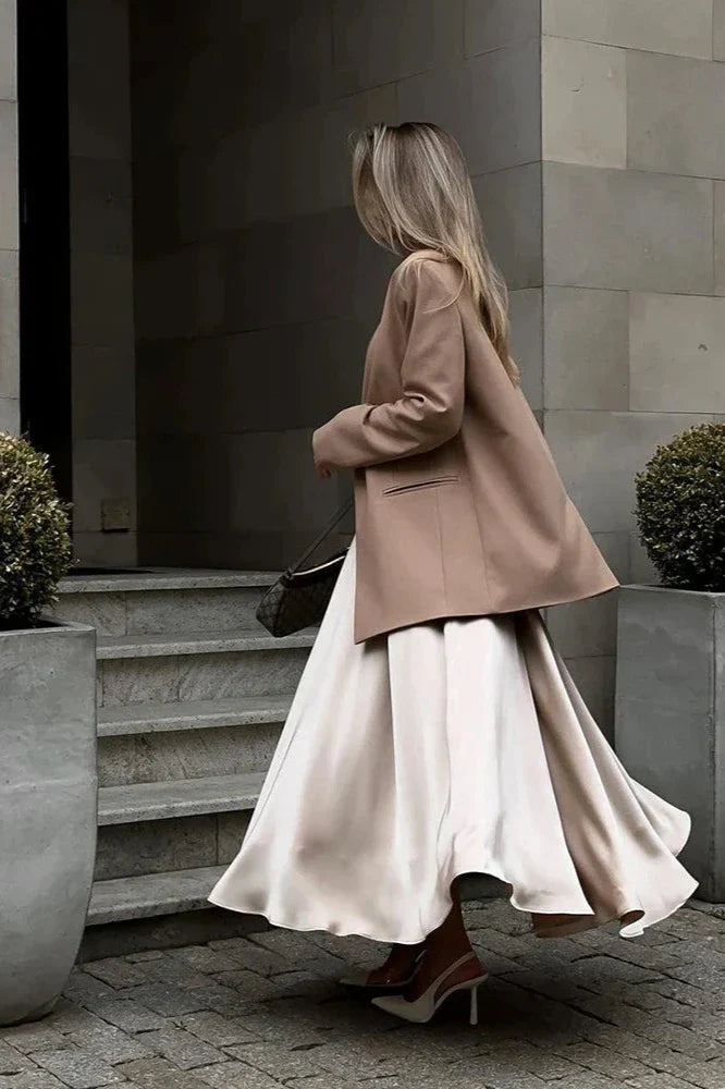 Jupe midi en satin Aubrey