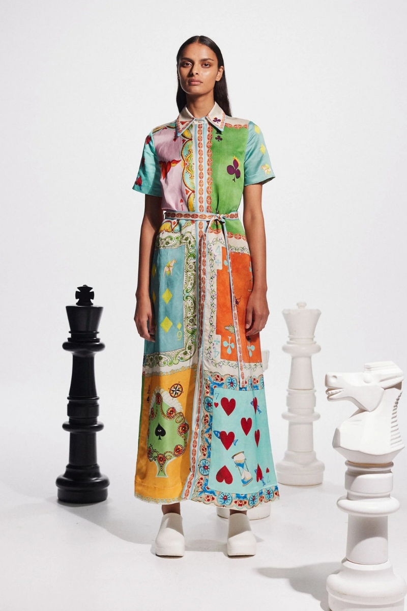 Kurzärmliges Maxikleid „Vivienne“ mit Poker-Print
